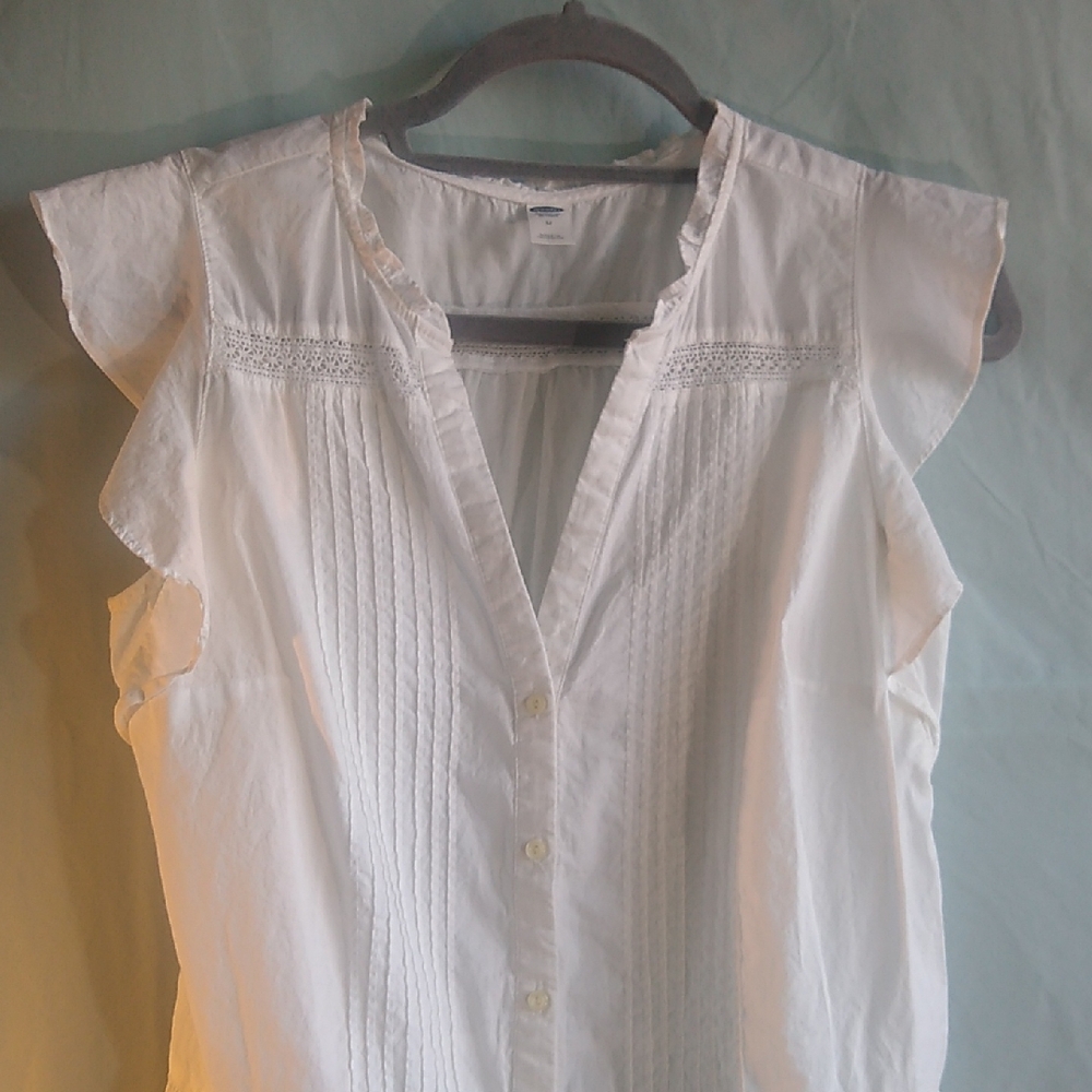 Vacation Ready!  Old Navy M delicate thin cotton spring/summer blouse